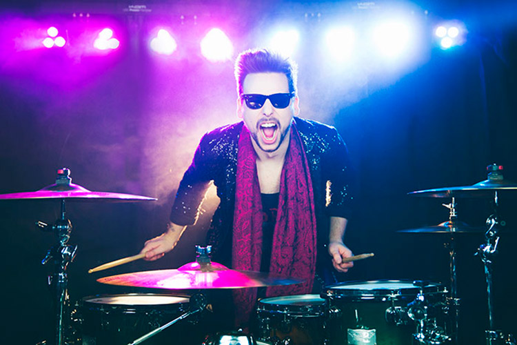 From 50's rock 'n' roll to 80's cheese; we've got a variety of great cover acts for consideraiton. Cover Bands for Hire
