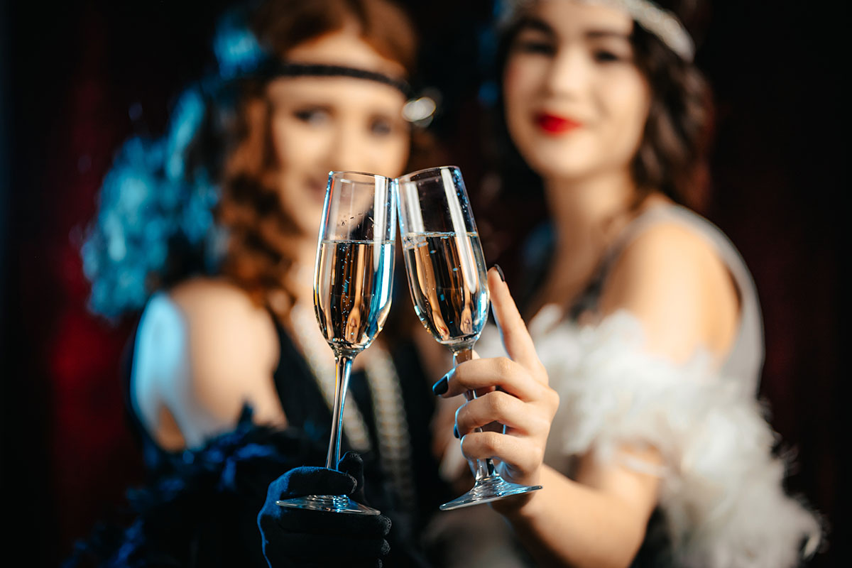 How to Throw a Great Gatsby Party, Roaring '20s Party Ideas