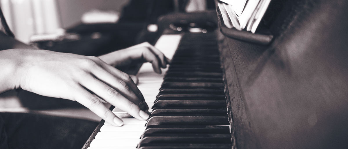 Classical Pianists For Hire
